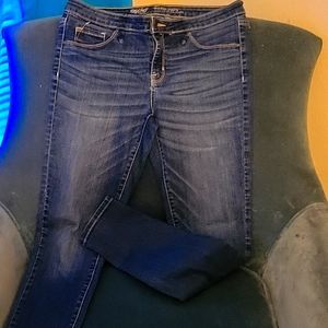 Mossimo mid rise jegging size 10 30 regular power stretch ultra elasticity.